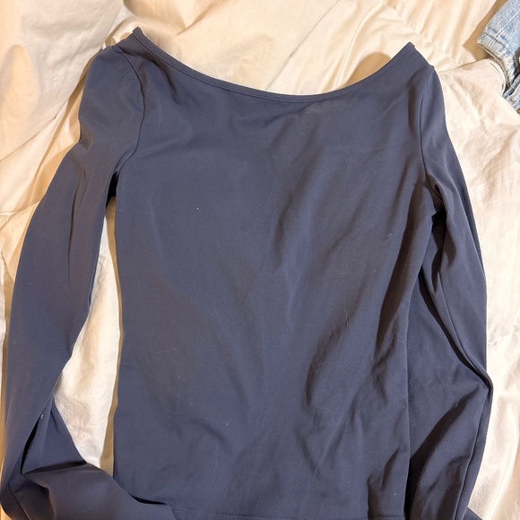 Women’s tops - Picture 5 of 9